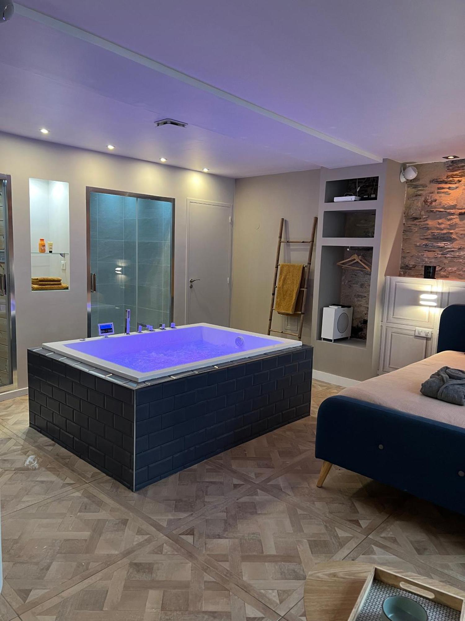 Appartement Avec Jacuzzi Sauna & Home Cinema - Nid D'אנז'ה מראה חיצוני תמונה